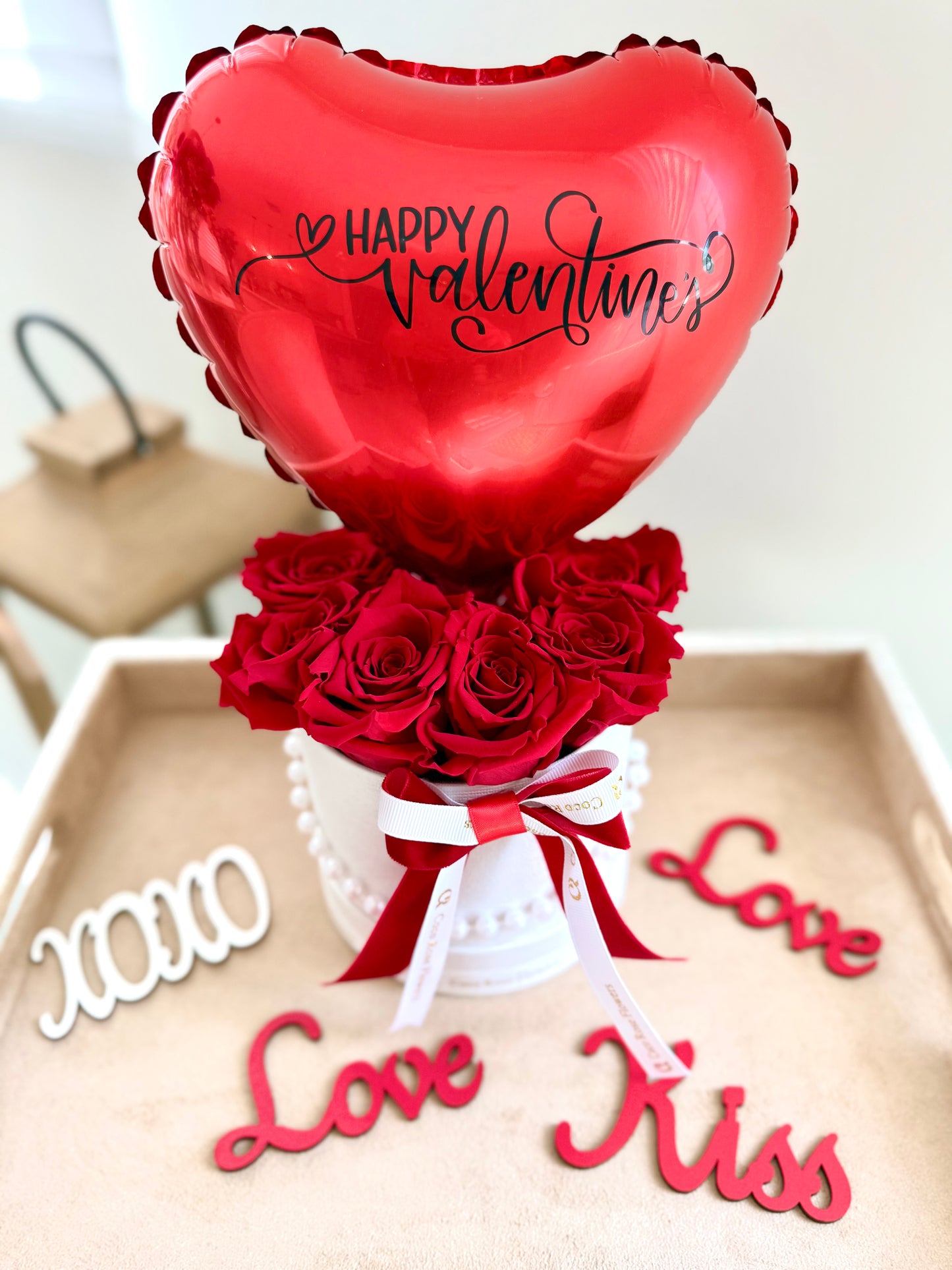 Luxury Preserved Roses Box with Balloon – Perfect Valentine’s Day Gift