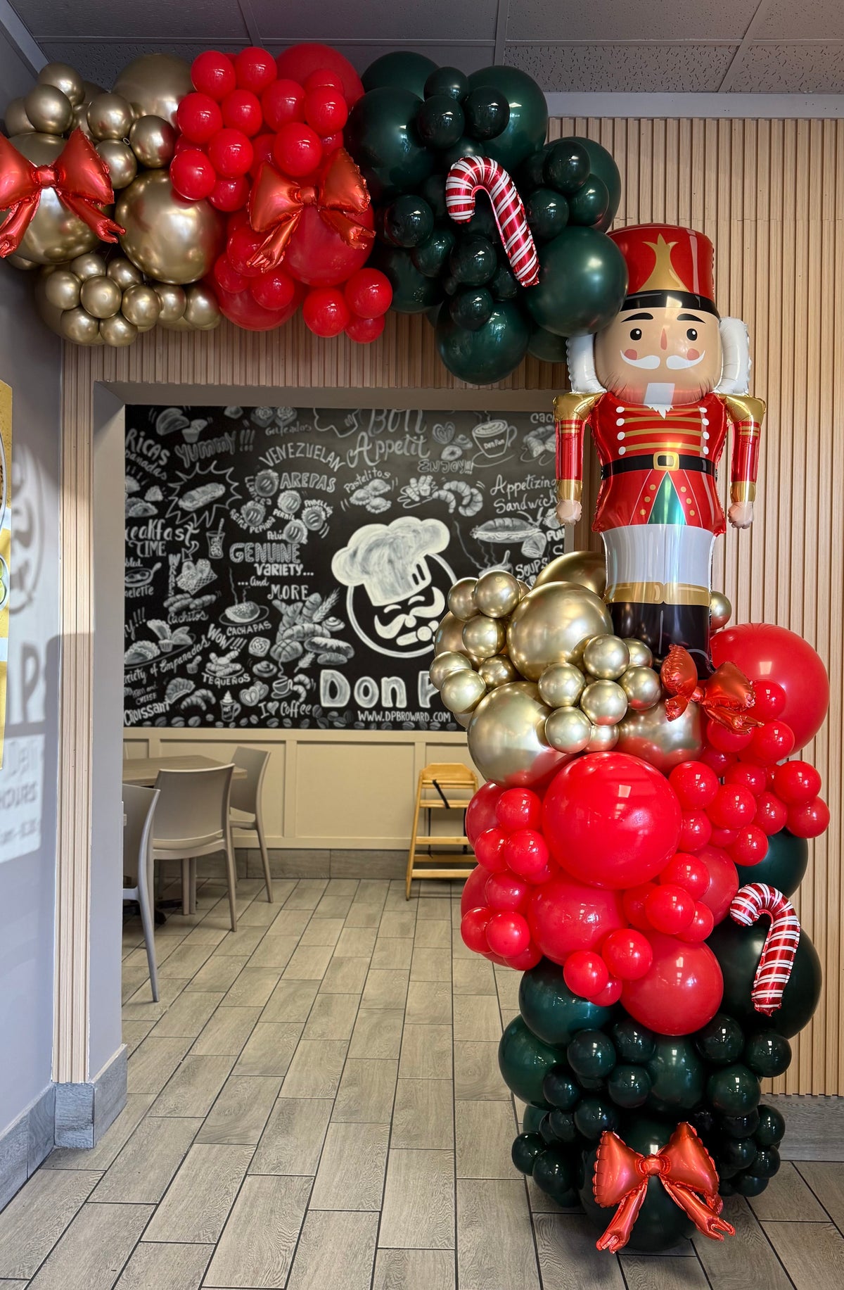 Premium Balloon Wall Elegant Decor for Restaurants & Businesses