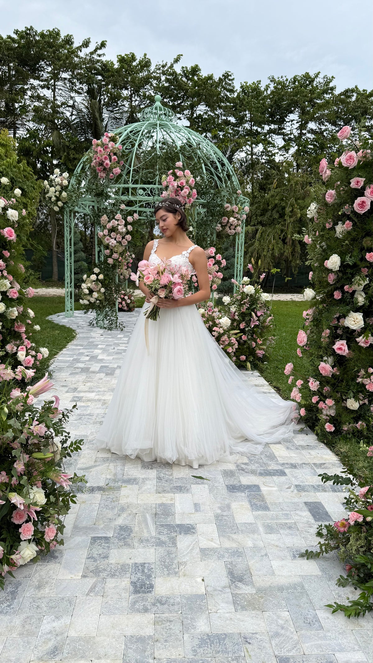 Garden Style Bridal Bouquet Timeless Elegance